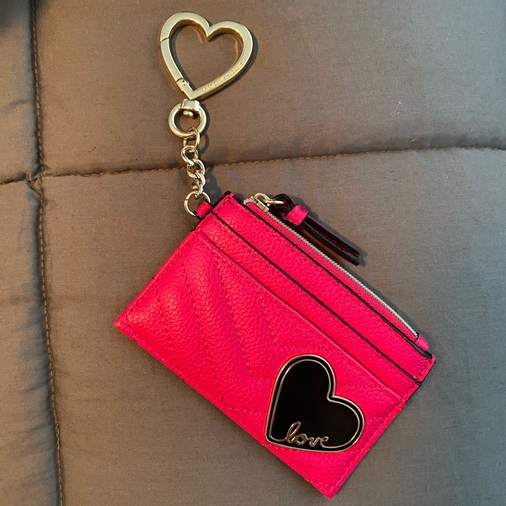 Hot pink change holder. Never used.